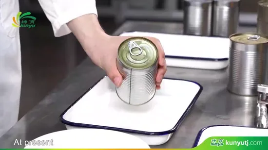 고품질의 유리병에 담긴 버섯 통조림